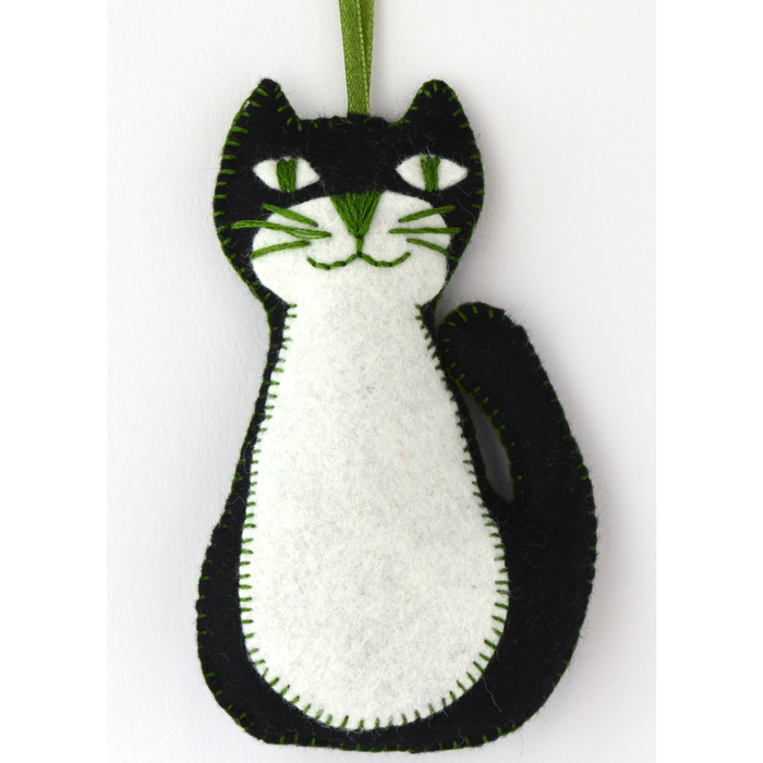 Mini Cat Sewing Kit by Corinne Lapierre - Black and White